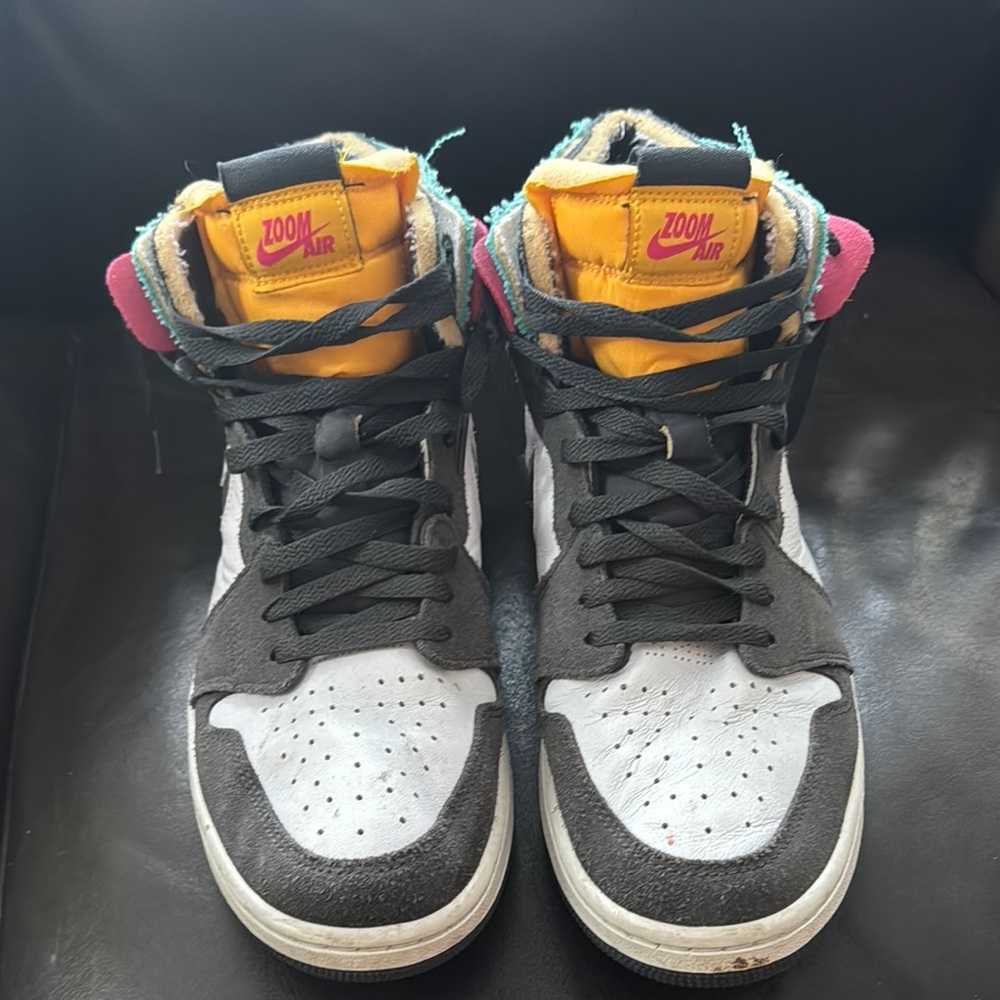 Nike Athletic Shoes - Black, White, Pink, Yellow